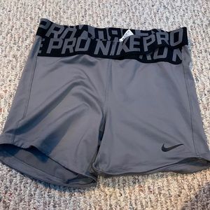 Size large Nike Pros